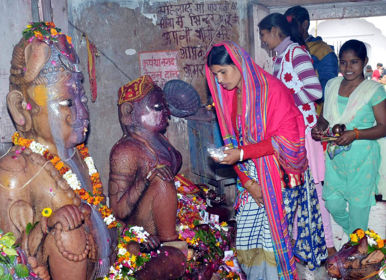 Margashirsha Purnima: Taking a dip in the Yamuna, worshipping Brahmalalji