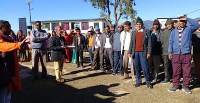 Villagers surrounded the PWD office for the road.