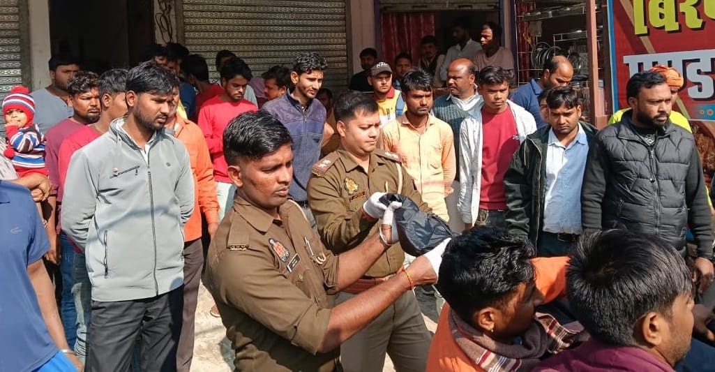 After a dispute with his wife, the young man hanged himself to death.