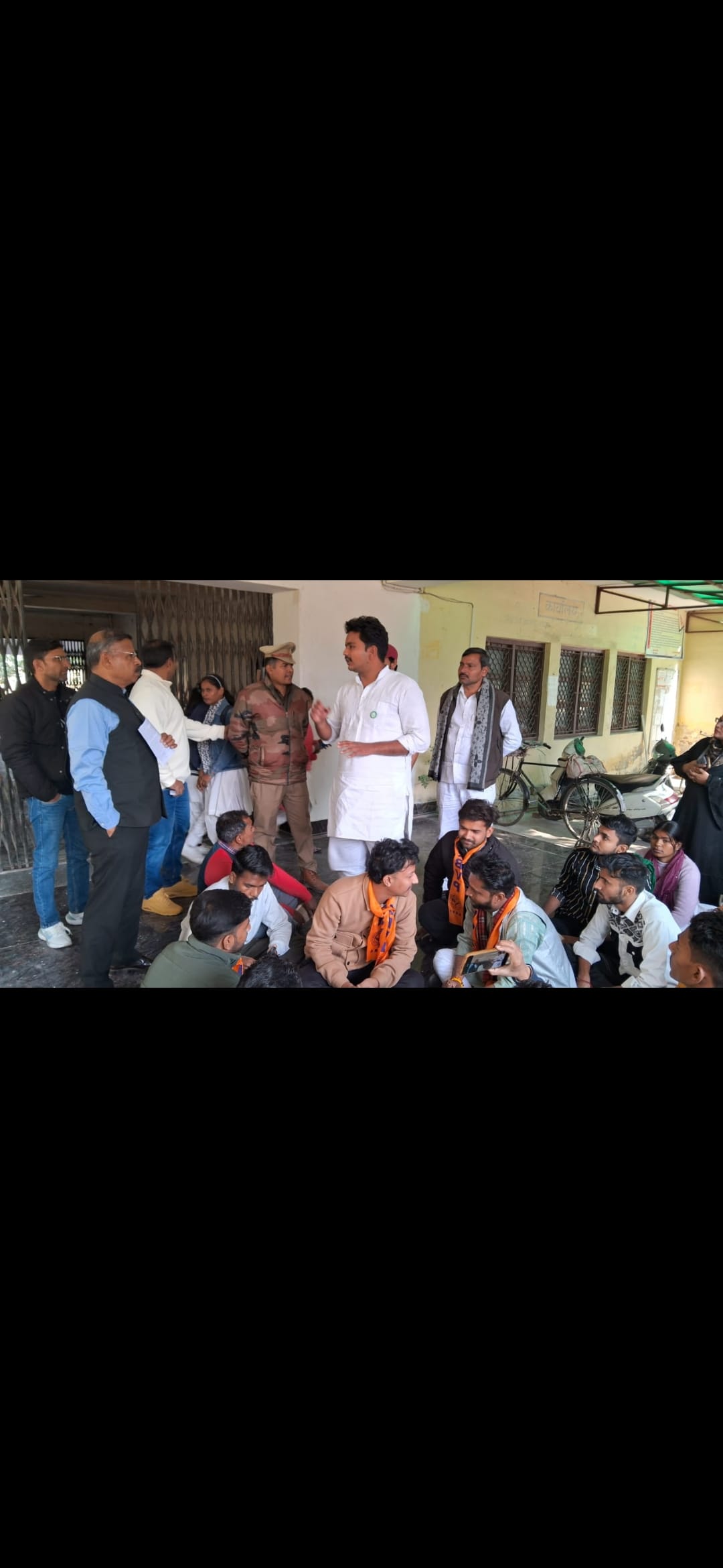 Student union and BKU Yuva Morcha created ruckus alleging that student's paper was not given.