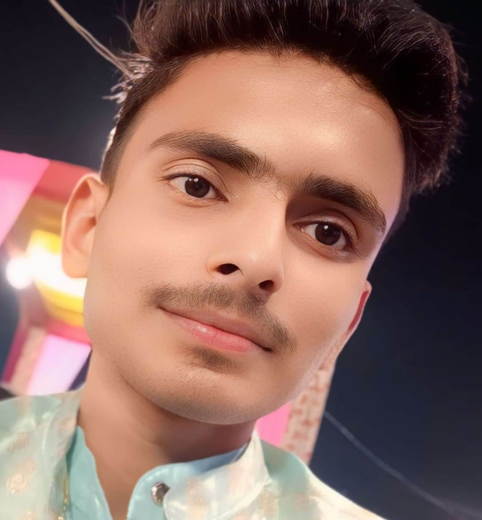 आदत्य मिश्रा का फाइल फोटो।