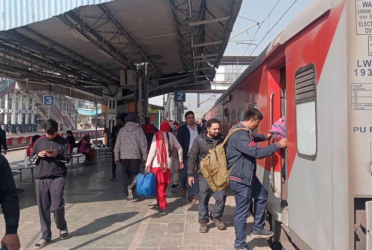 Shaan-e-Punjab Express will be cancelled on 16th, Dadar-Malwa will run late.