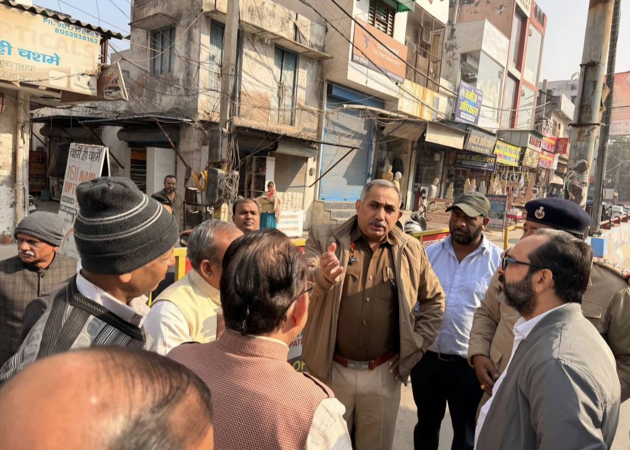 To tackle traffic congestion, encroachments will be removed, and yellow lines will be drawn in the markets.