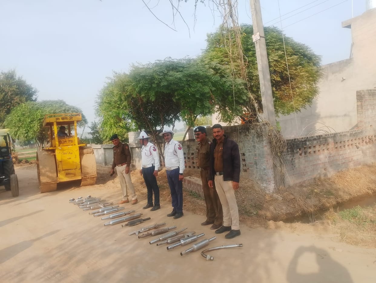 15 Road rollers run on modified silencers