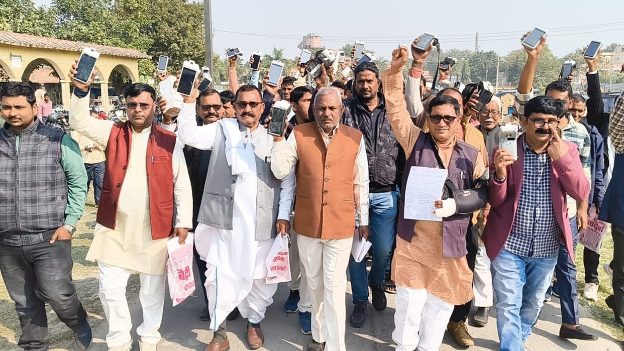 Kotedars protested by depositing e-POS machines