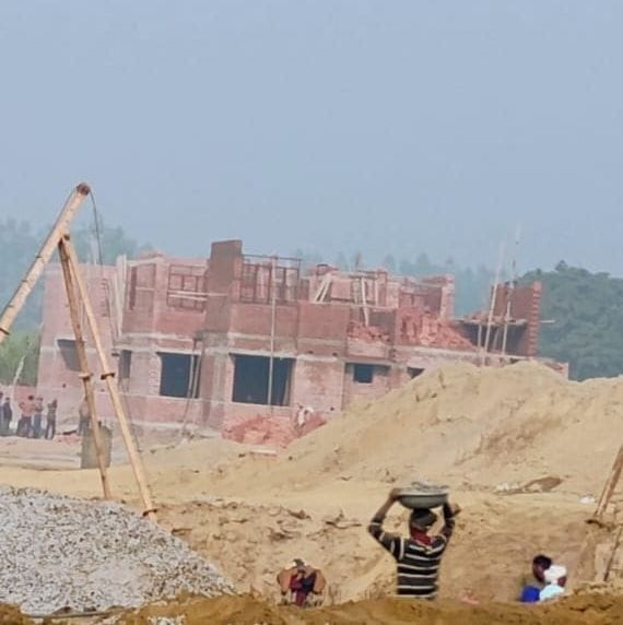 Scam in the construction of Chief Minister Model Composite School, balcony of the under-construction building collapses, two workers injured