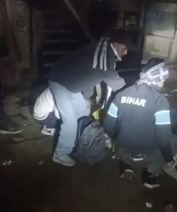 Liquor smuggling racket: Three shops open at 2 a.m., selling 4 lakh rupees in an hour