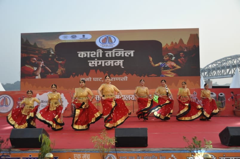 Tamil teachers danced to Banarasi Birha, Pachara and Dadra