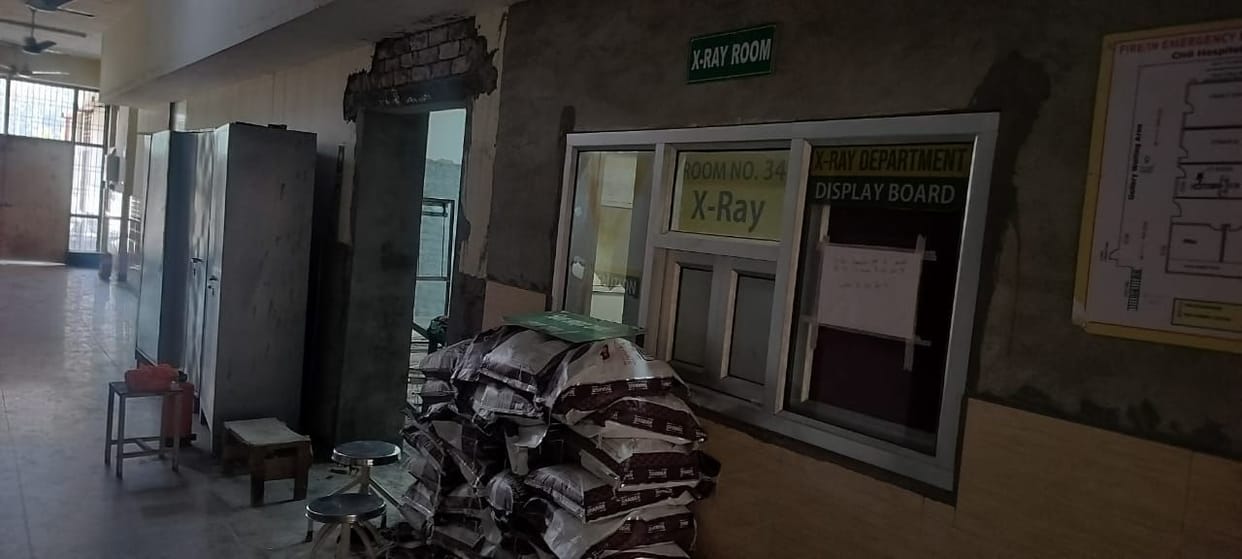 The X-ray machine in the new building of the Civil Hospital has not started even after two months.