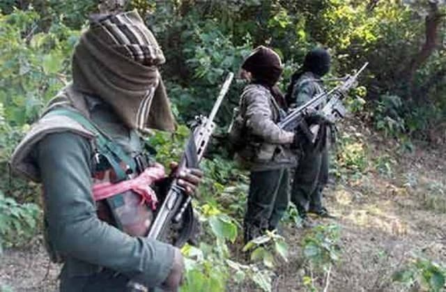 Balaghat News: 10 Naxalites, including Kabir, who had a reward of 77 lakh rupees on his head, surrendered.