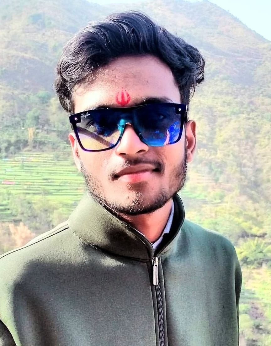 Bike rider rams into sugarcane-laden tractor-trolley from behind, dies