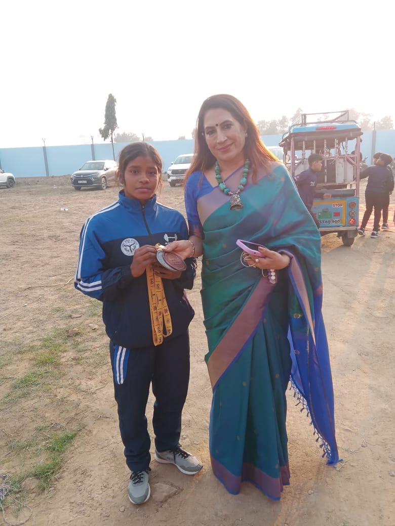 Roli won two medals in weightlifting.