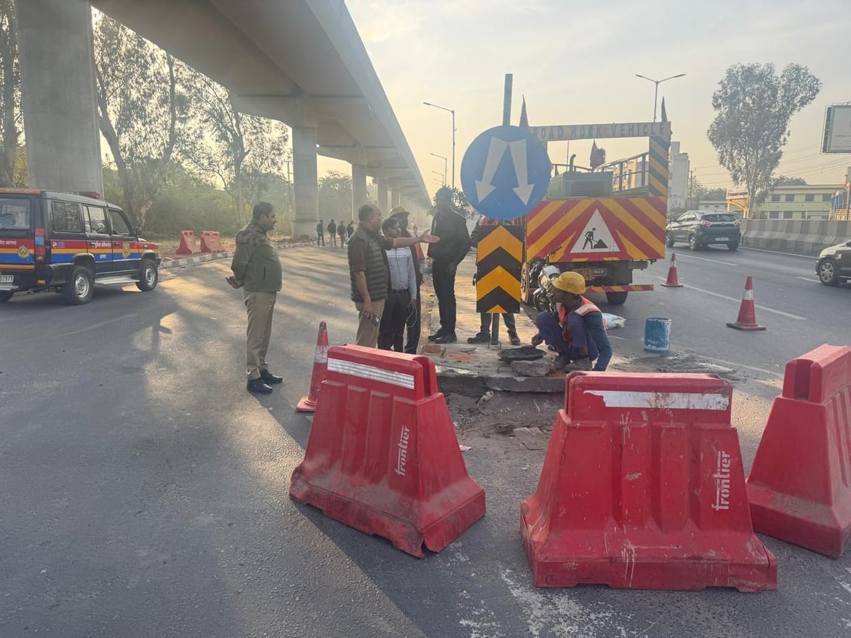 After the death of MBBS students, the authorities woke up and installed reflectors on the cuts