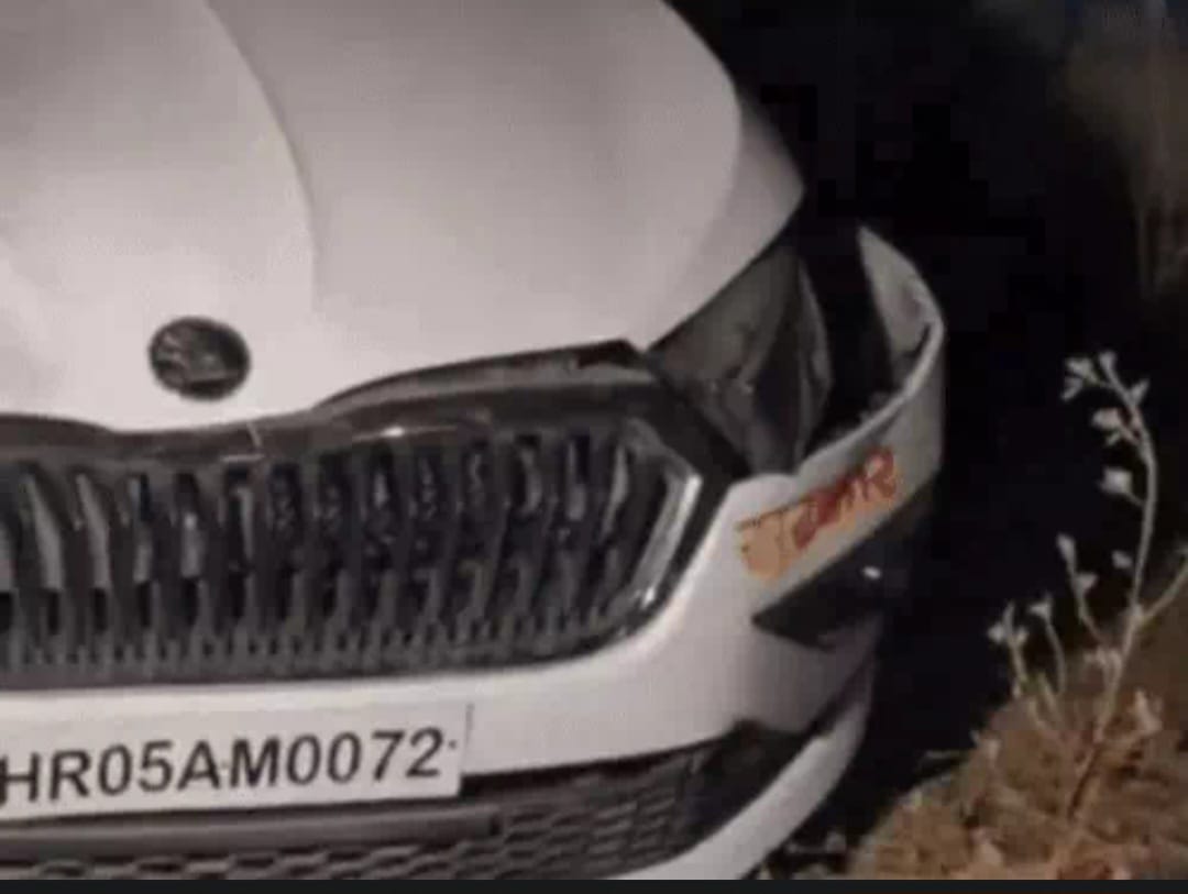 Two youths rammed MLA's vehicle, security personnel detained