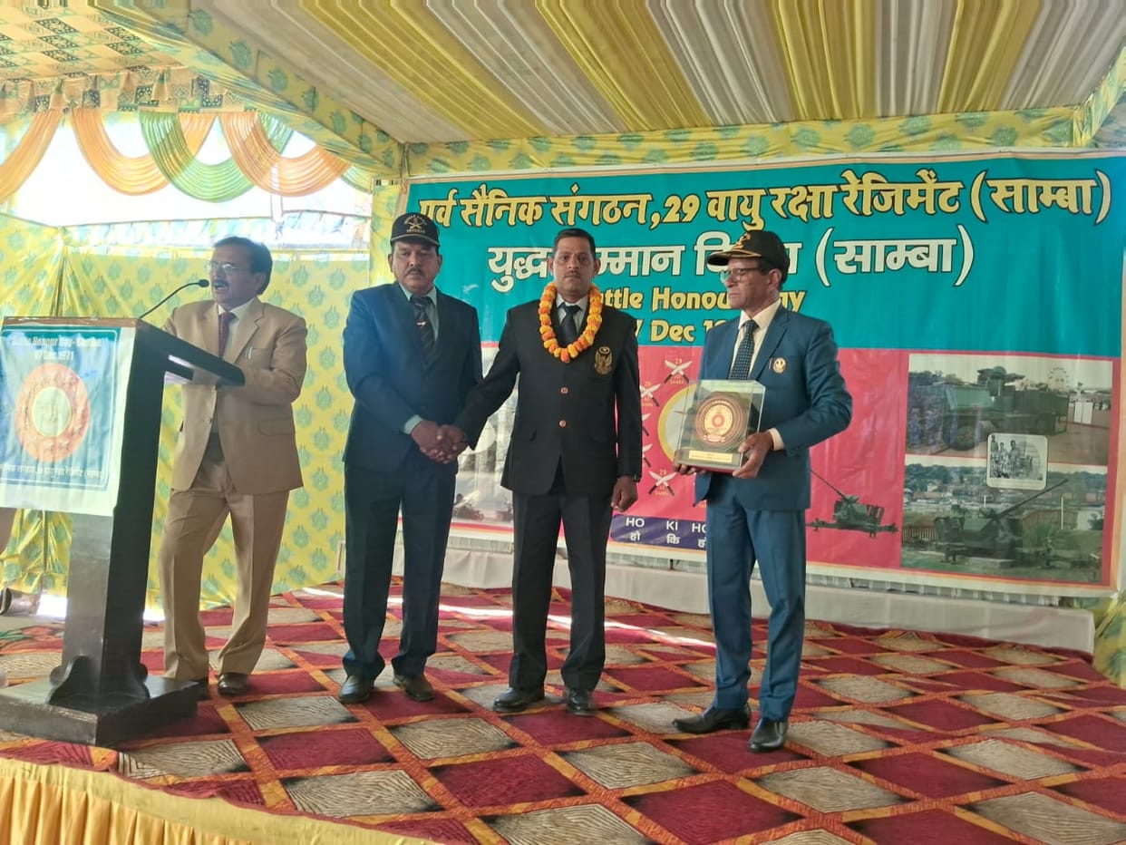 The brave veterans of the 1971 war recounted tales of their heroism.