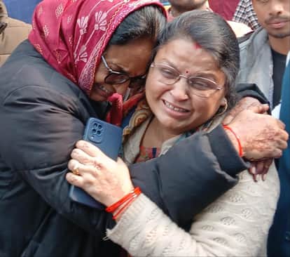 The joys of marriage were lost in the mourning scene