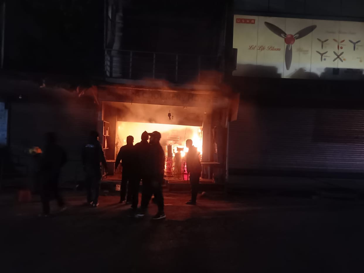 A major accident was averted after a fire broke out in a utensils shop in Nurpur.