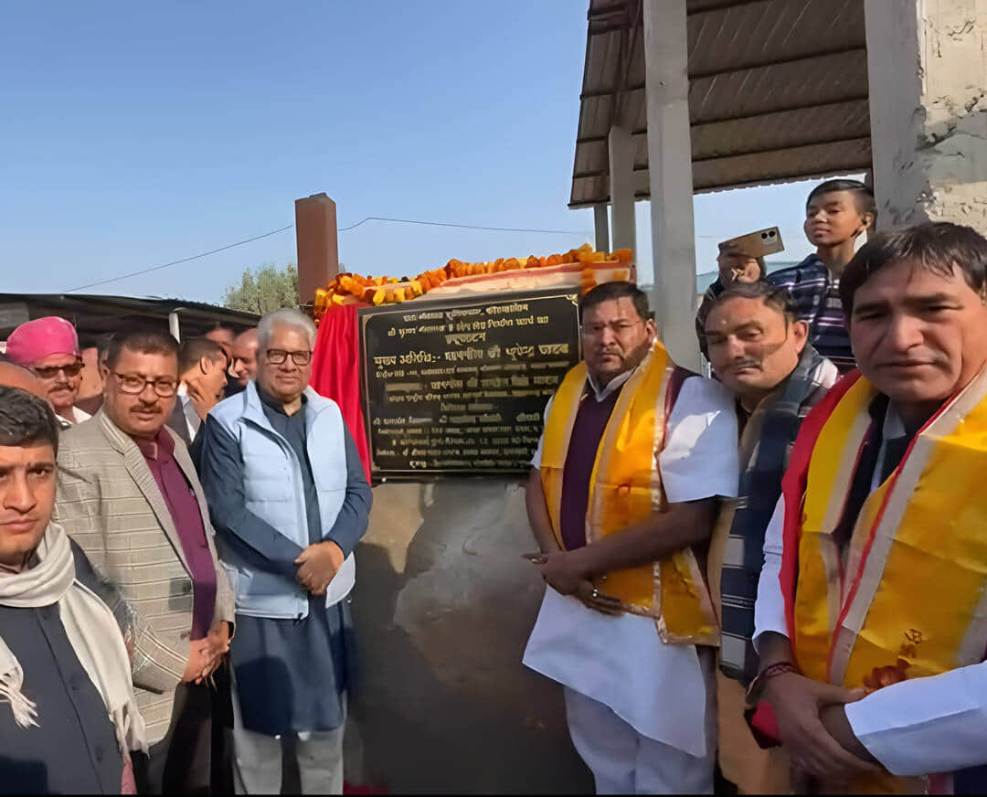 नवनिर्मित टीनशेड का उद्घाटन करते केंद्रीय मंत्री भूपेंद्र यादव। संवाद