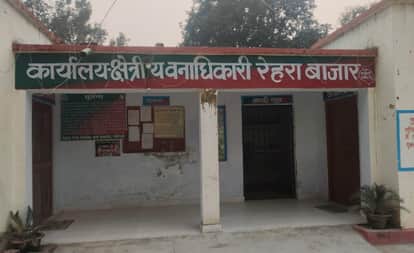 Wood smugglers attack forest guard's official residence