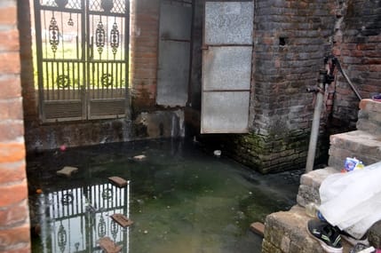 Amroha: Waterlogging has turned more than six families into tenants.
