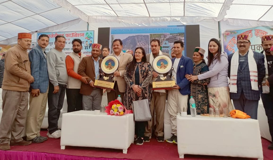 An amount of Rs 8 crore will be distributed among 3,402 families affected by the Rampur project.