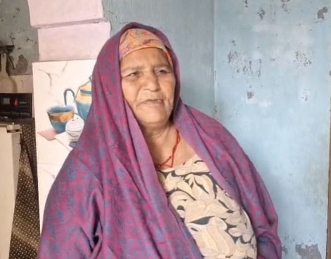 Female psycho killer: Ishu hasn't visited her maternal grandparents' house since Ishika's death.