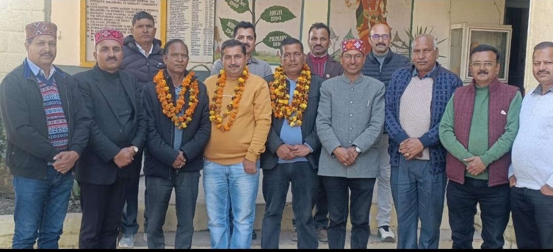 Rajendra Verma became the head of the Headmaster Cadre Officers Association.