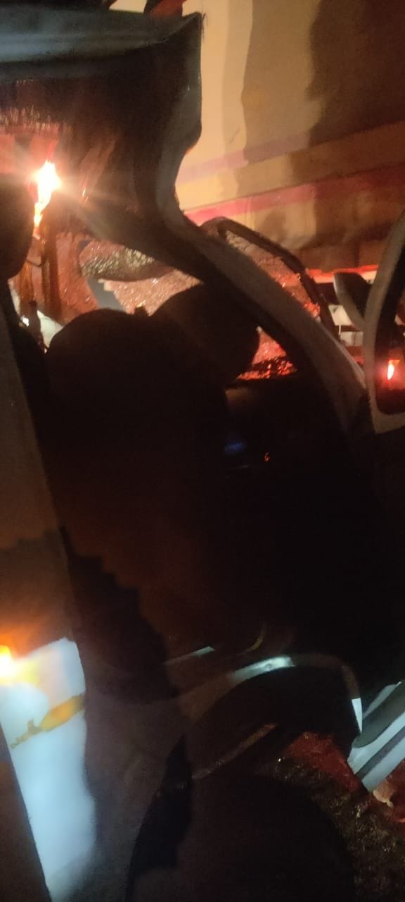 Half-filled container rammed into a standing container, driver injured