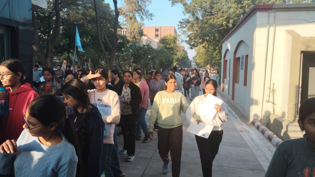 CLAT candidates get entangled in logical questions