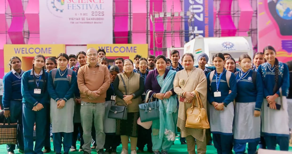 Students visited the International Science Festival
