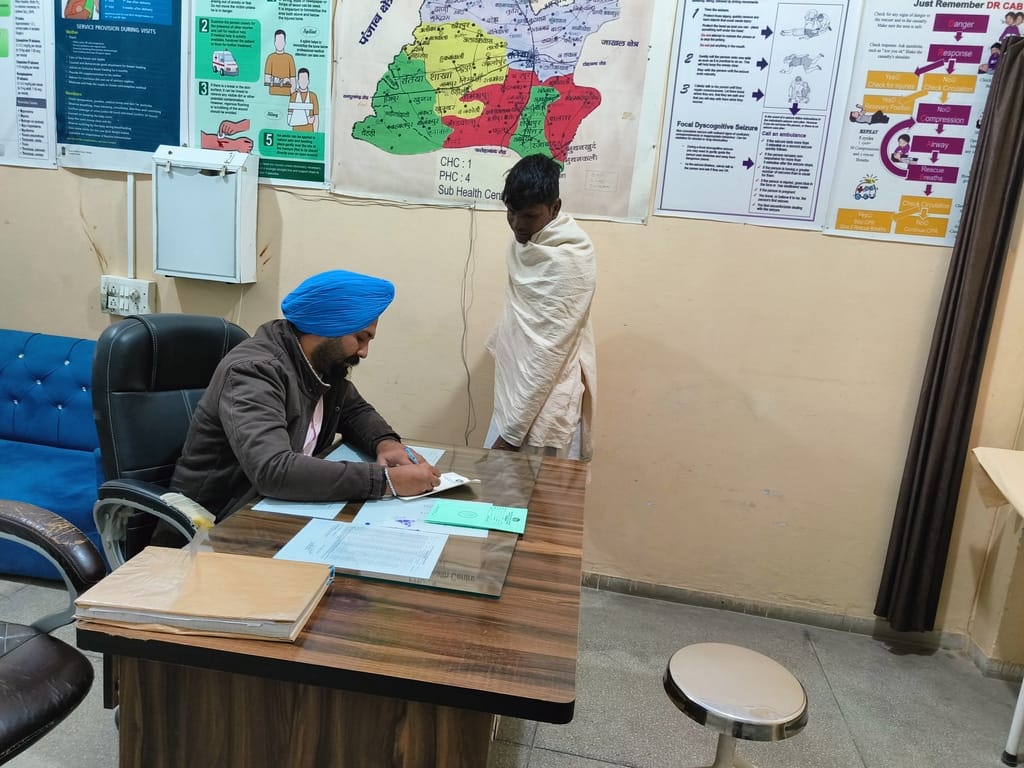 4 alternative doctors took charge of the hospital