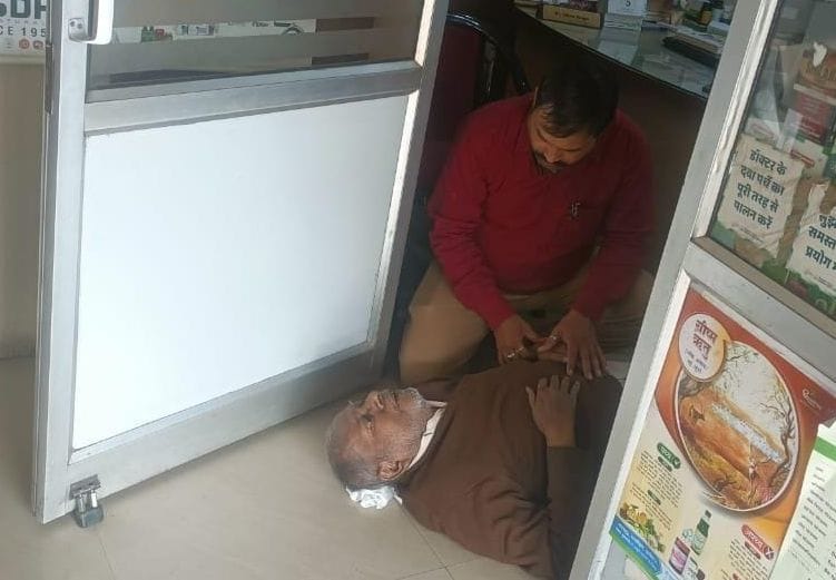 Civil Defence constable saves unknown man's life