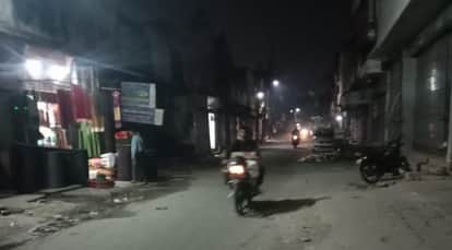 Sunshine during the day, chill at night due to cold wind