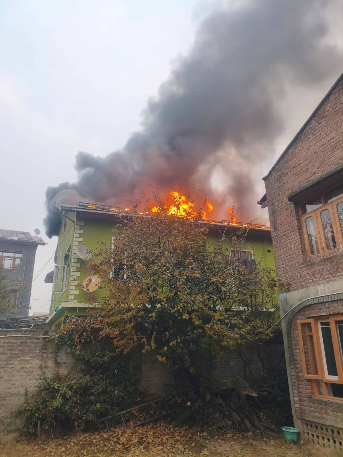 Srinagar, Lal Bazar, Fire in House, Sikhbagh