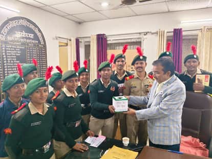 Amount collected on Army Flag Day