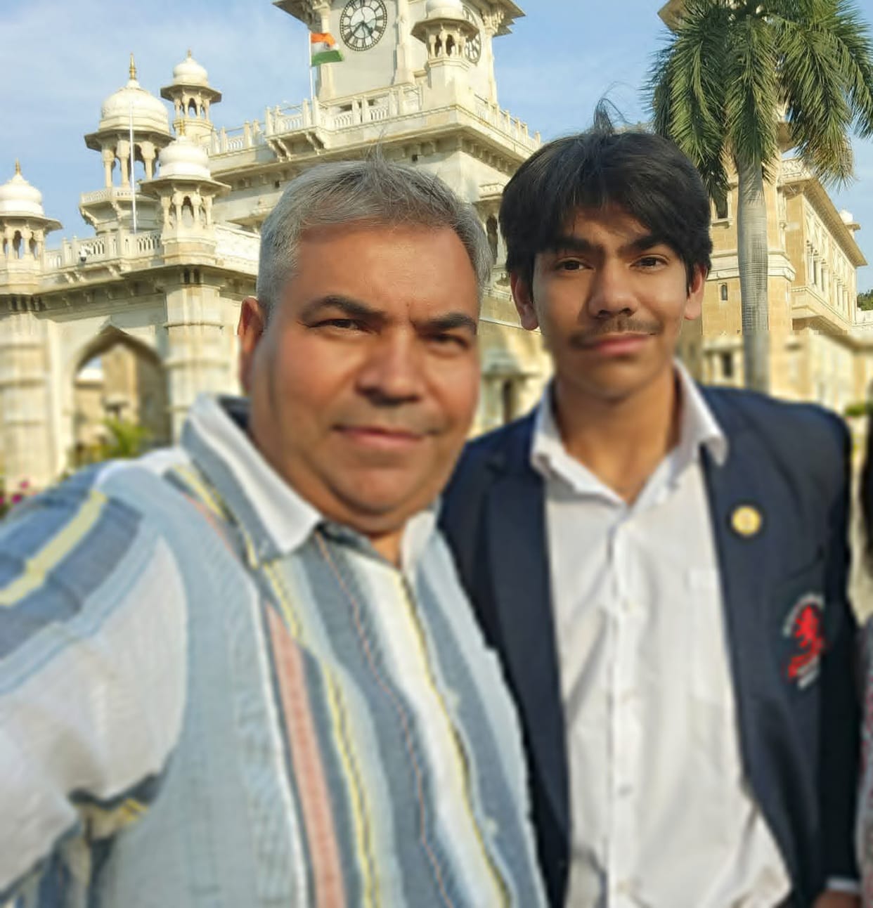 After IndiGo flights were cancelled, a father drove 800 km to attend his son's exam.