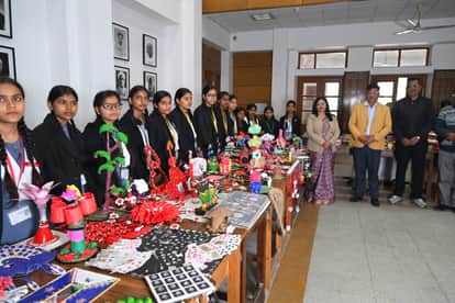 Krutika Choudhary stood first in Art and Craft
