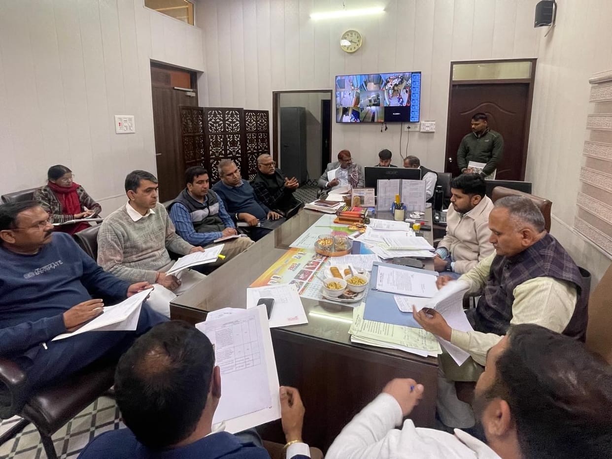 Development work worth Rs 34 crore will be carried out in the city, emphasis will be placed on drainage, sewerage system and cleanliness.