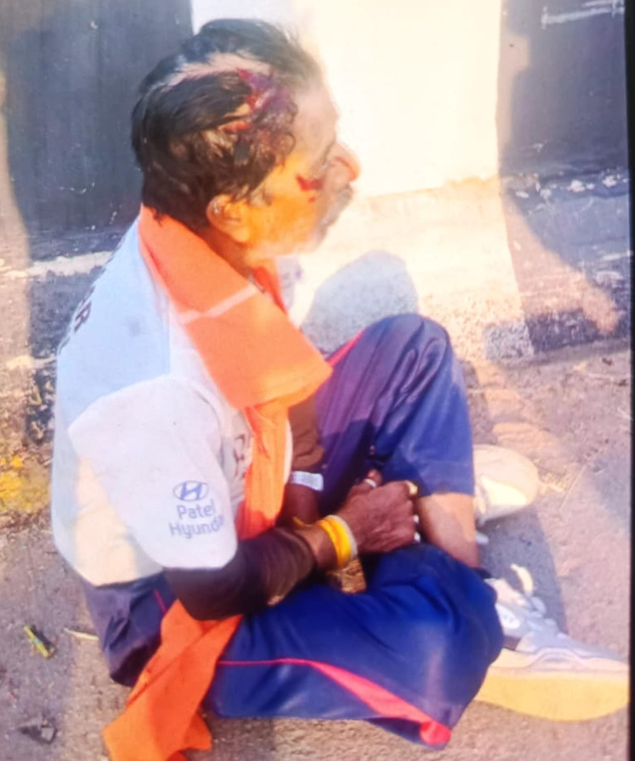 Gujarat cyclist injured in road accident