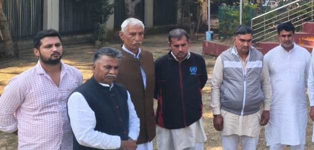 Villagers met the SP demanding the arrest of the accused in the murder case of international player Rohit Dhankhar.