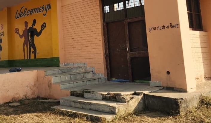 Players struggling with lack of facilities in Beed Kalwa