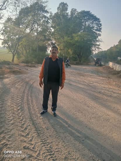 Many accidents have occurred due to the crooked road near Sardarwala