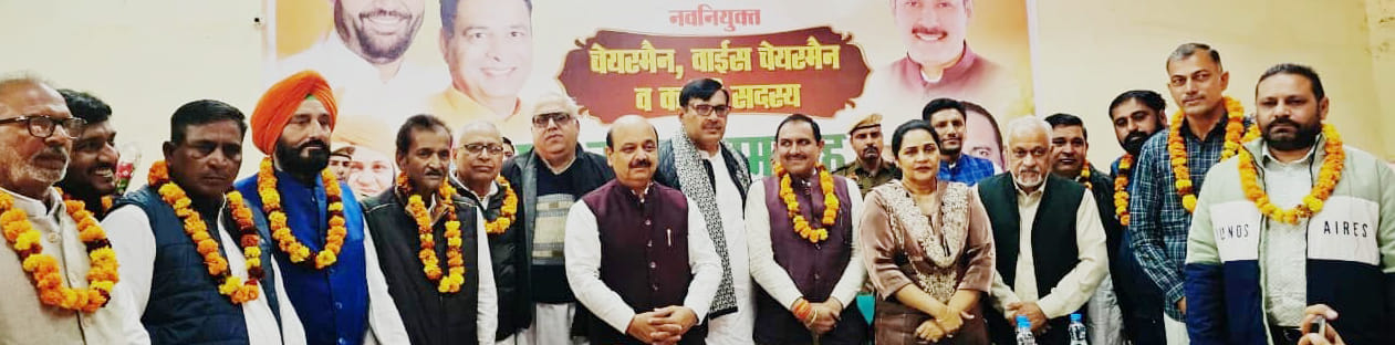 Snuggle seen at swearing-in ceremony, political opponents did not mention Babli-Barala's names