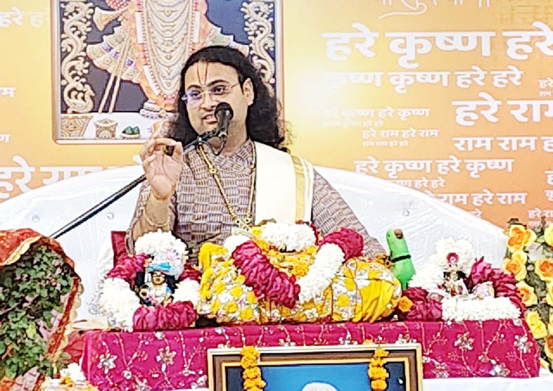 God is revealed through devotion: Shyamsundar