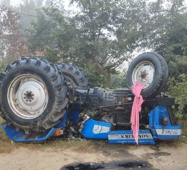 Tractor overturns after colliding with car in fog, driver dies