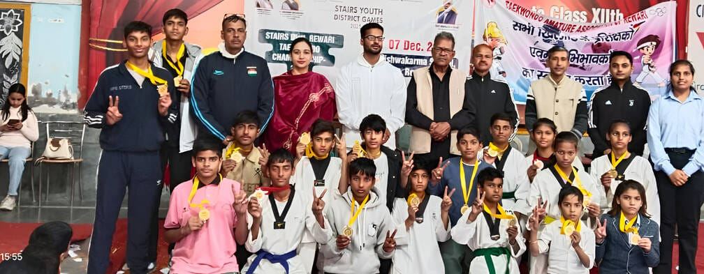 115 players showed their strength in the district level Stairs Taekwondo