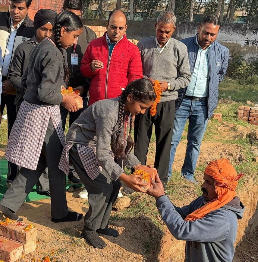 65 lakh to build 7 new rooms and library in the school