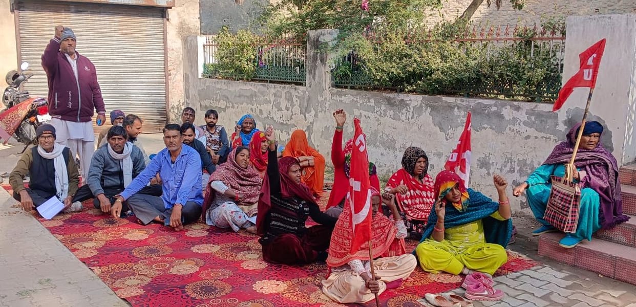 MNREGA workers staged a protest over their demands.