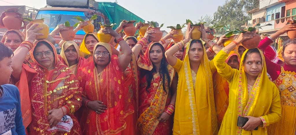 The nine-day Shrimad Bhagwat Katha began with the Kalash Yatra in Ajuha.