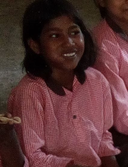 A young woman died after falling into a river while irrigating water.